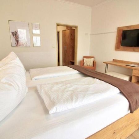 Hotel & Restaurant Seehof Podersdorf am See Room photo