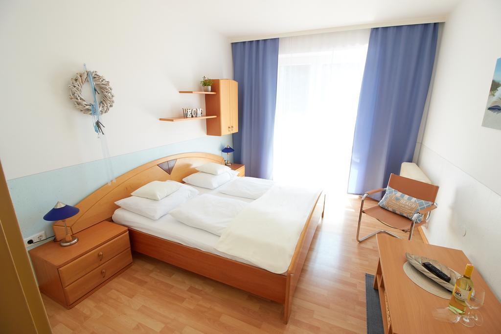 Hotel & Restaurant Seehof Podersdorf am See Exterior photo